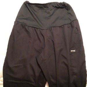 Maternity scrub pants